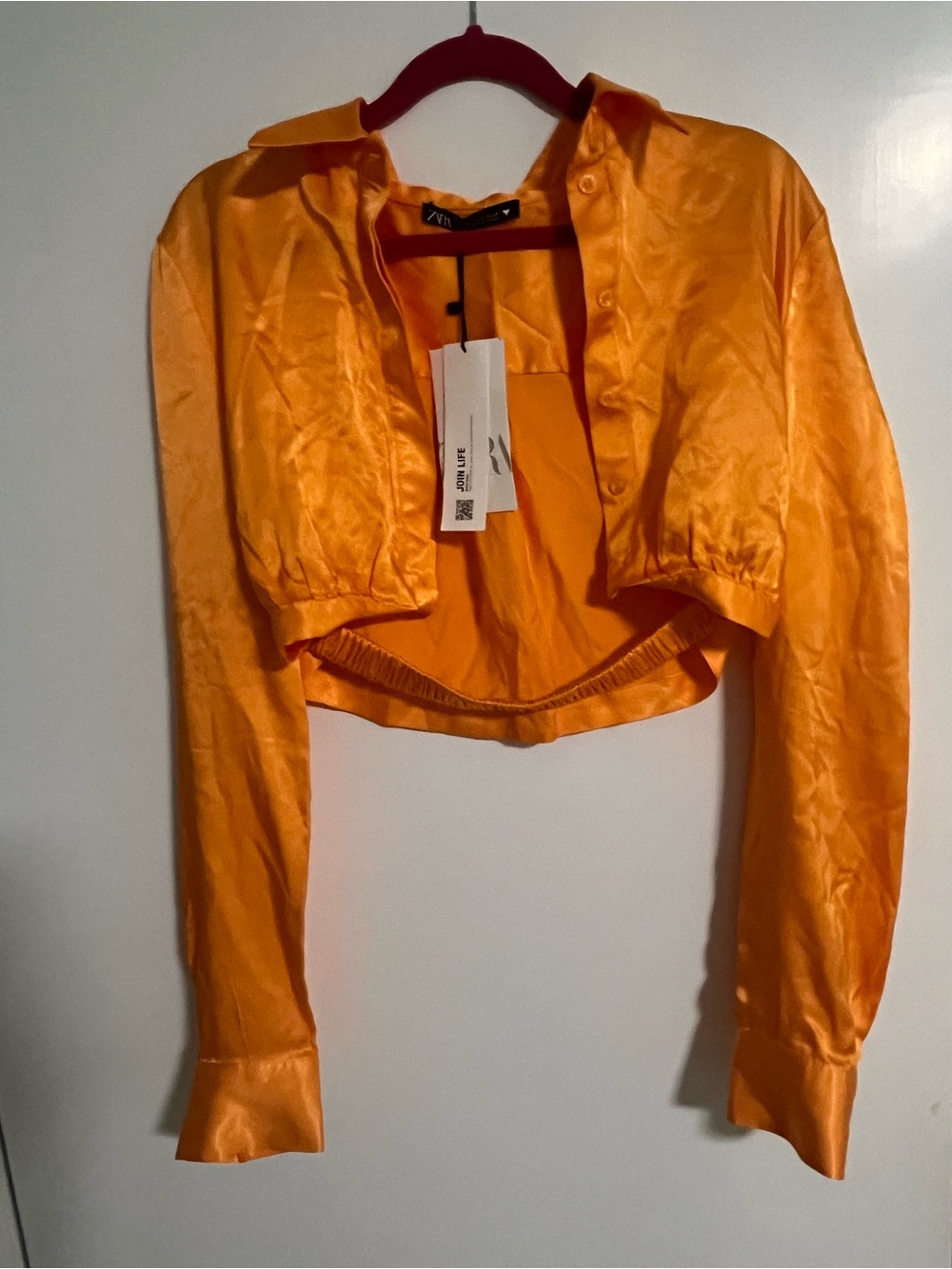 ZARA Satin Orange Cropped Button-Up Shirt NWT Long Sleeve Silky Blouse size S
